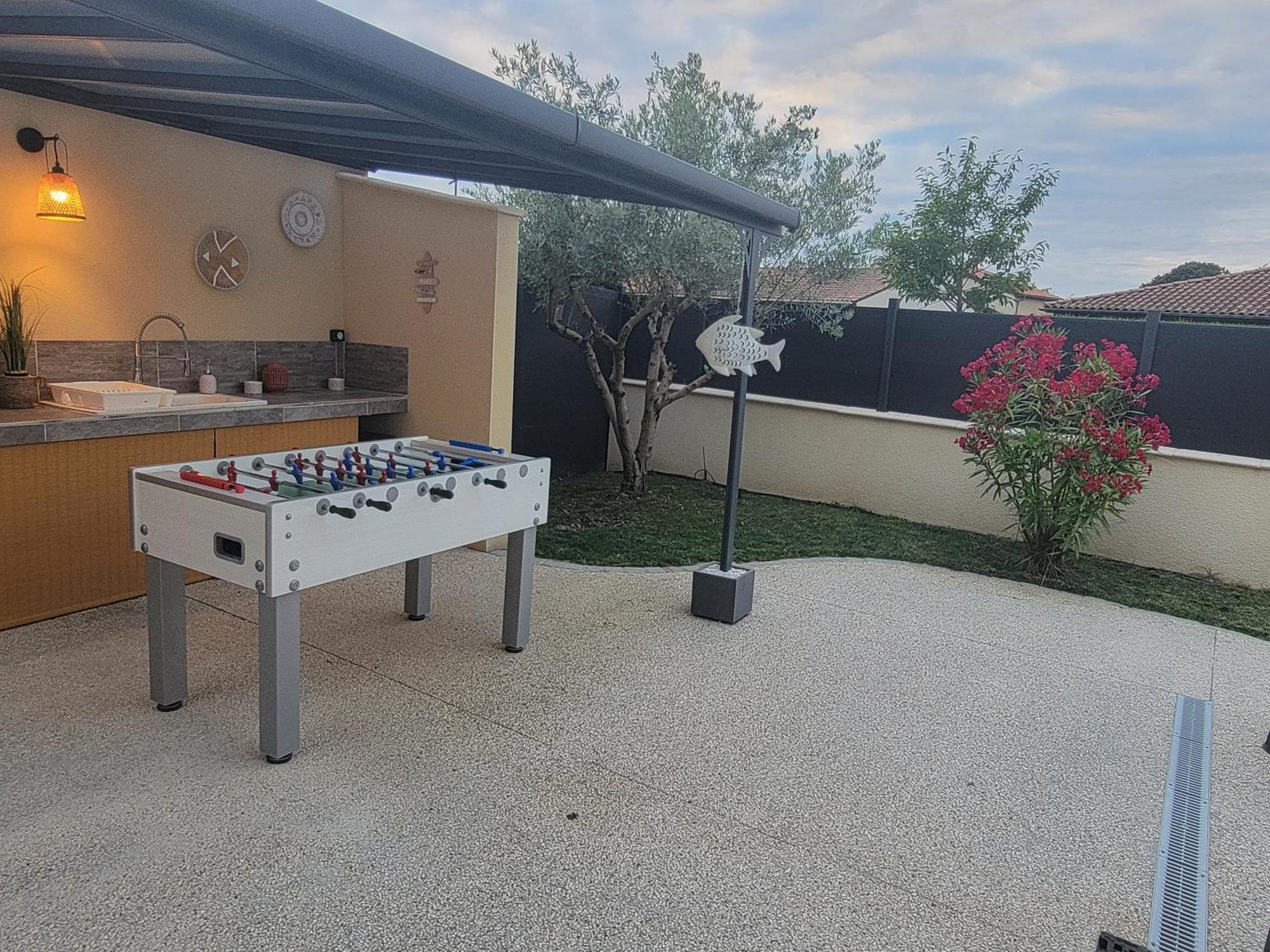 Villa des Oliviers : Sublime villa avec piscine chauffée et privée, terrasse de 185m² Bon-Encontre Extérieur photo